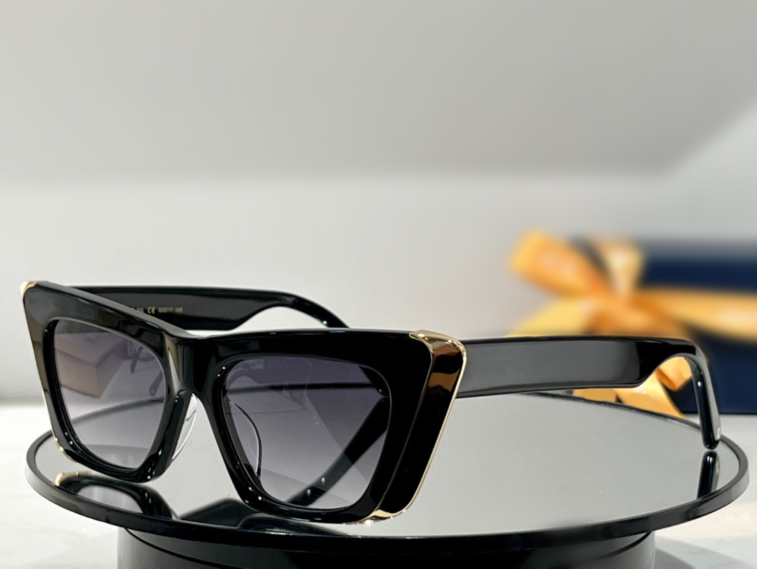 

Sunglasses For Women Men Summer 1658 Cat Eye Style Anti-Ultraviolet Retro Plate Full Frame Glasses Random Box