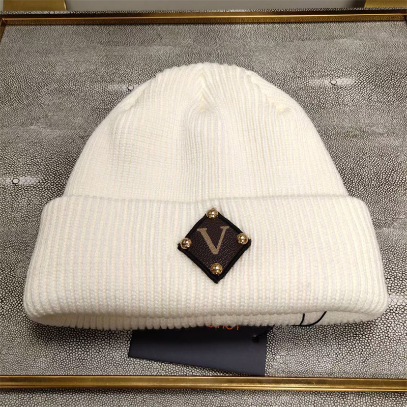 

Designer Mens Bonnet Beanie Womens Knitted Hat Luxury Skull Caps Winter Fashion Brand Caps Woman Outdoor Warm Bucket Hat Casual Baseball Cap, Black