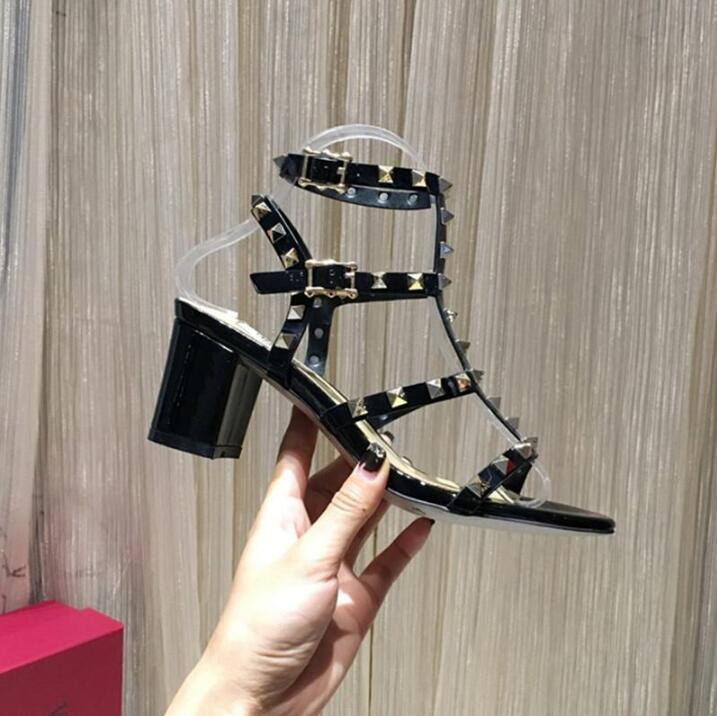 

2022 Designer Women Sandals Rivets Shoes Chunky Heel Sandal 6cm Classics V Brand Wedding Shoes 35-44 With Dust Bag Box