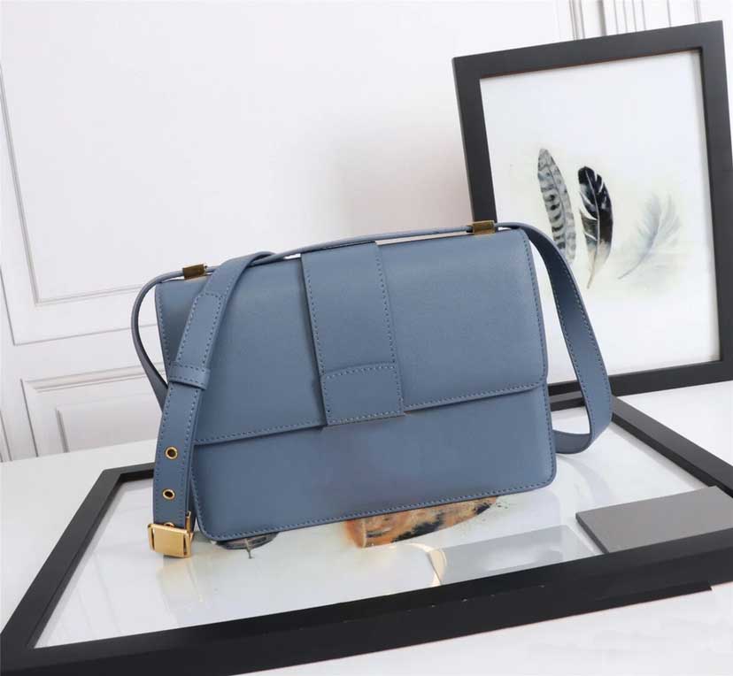 

2022 Bags New Hand Bag Handbag Travel Toiletry Pouch Protection Makeup Lady Handbags Women Leather Cosmetic Bags for Woman special designers