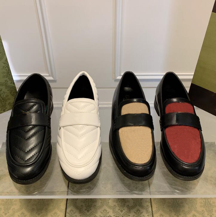 

2022 Luxury Designer Casual Shoes Women Loafers Sheepskin Diamond V-Quilted Leather Sneakers Accessories Metal Hardware Buckle Half Slipper Loafers Flats White, Box