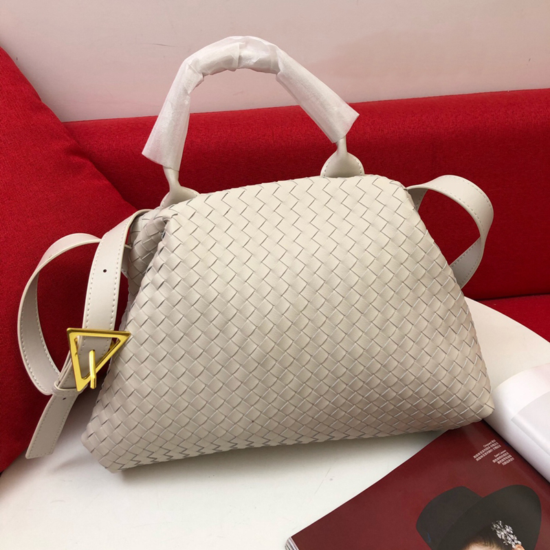 2022 New Designer Bag Handbag Travel Totes Bags Ladies Shoulder Bags Diagonal Luxury Top Quality Cowhide Inner Village Fashionable Weave Elements