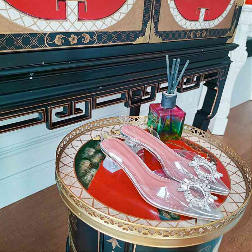 

[Orignal Box] Top New Amina Muaddi AWGE Sunflower Cinderella Glass Sandal Glass Pvc Crystal Transparent Slingback Low Heel Pumps Shoes Size 35-41, Comes with box and dustbag