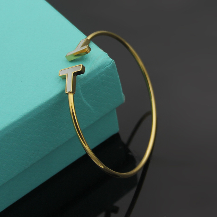 

9 Mixed Styles Top Quality Women Designer Bangles Drop White Oil Classic Bracelet Luxury Brand Couple Bracelets