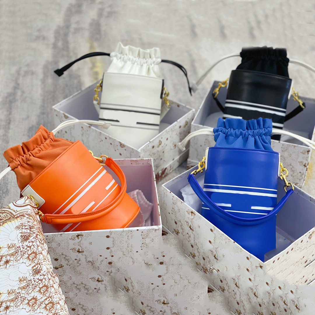 

High Quality Cross Body Luxurys Handbags designers bags Shoulder cosmetic bucket bag Handbag Messenger Women Totes Fashion Metallic Classic Clutch Pretty, #0