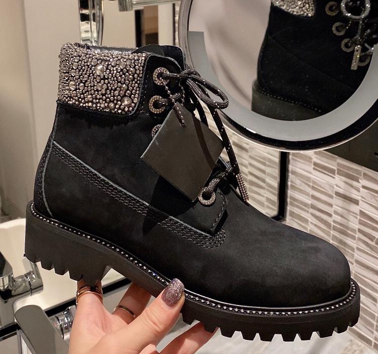 Baby Women Boots Bottes Modèle conjoint Jimmy Diamond Cocktail Chaussures Crystal Outdoor Martin Chaussures Designer Plateforme de Noël Tory
