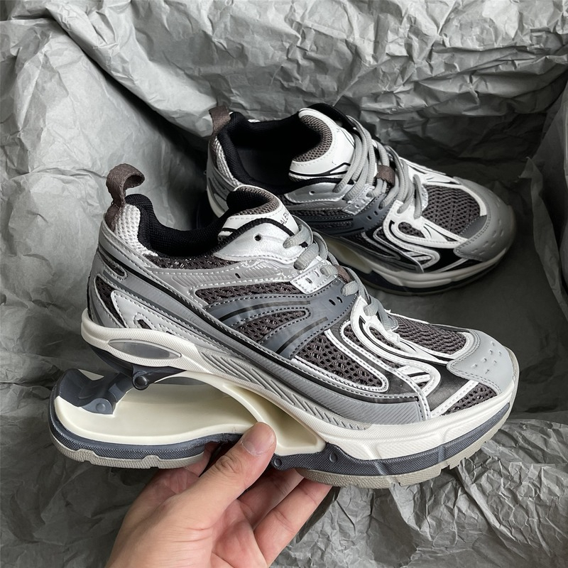 

Outdoor Roller Shoes Fashion Contrast Color Dad Shoes Casual Sneaker for Women, Black