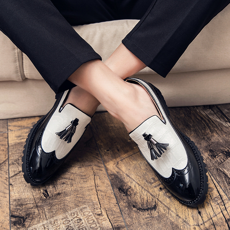 

Loafers Men Shoes PU Color Matching Round Head Classic Fashion Bright Leather Retro Tassel Decoration Comfortable and Versatile Catwalk Models HM397, Clear