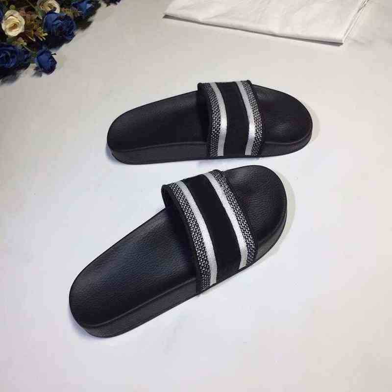 

CD Slippers Di0r Fashion Nice Looking Paris Scuffs Man and Womens Slippers Summer Sandals Beach Slides Ladies Flip Flops Sexy Multicolors Embroidered KVX0, Black00384