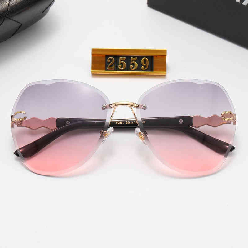 

Designer Channel Sunglass Cycle Luxurious Fashion Woman Mens Brand Pop Style Personality Pearl Frameless Womens Ultraviolet Anti Blue Sunglasses