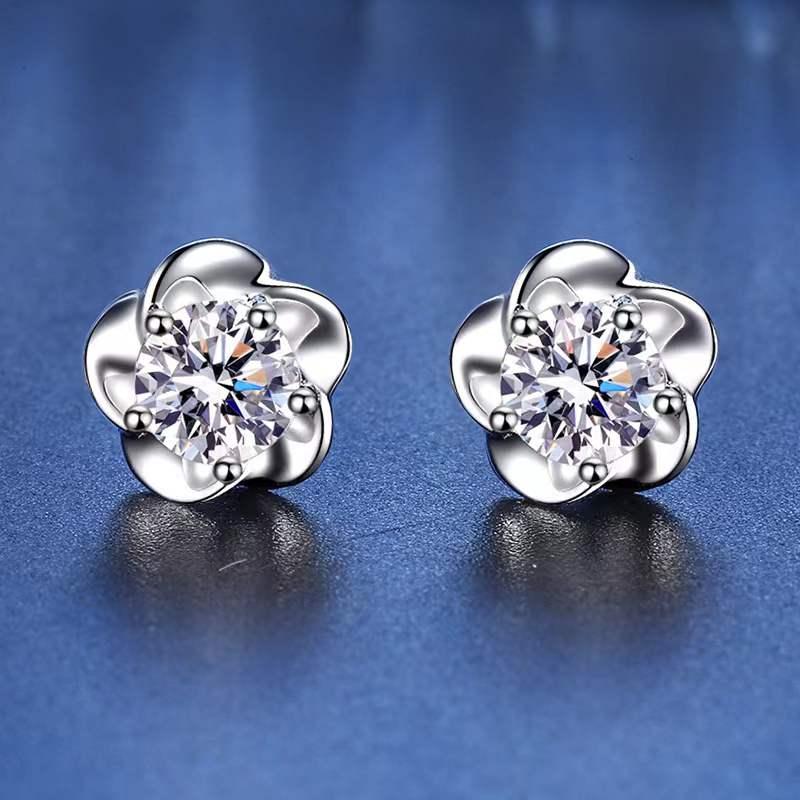 

Stud Trendy 925 Sterling Silver 0.5 Ct D Color Moissanite Plum Bossom Earrings For Women White Gold Plated GRA EarringsStud