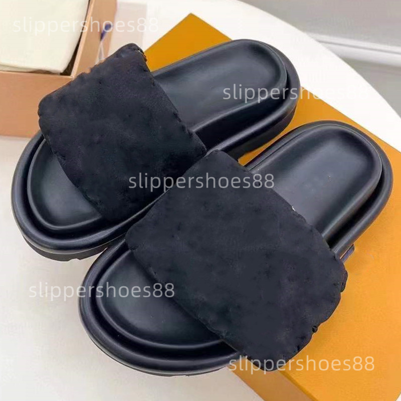 

Designer Pool Pillow Comfort Slippers Mules Slides Men Women Velcro Sandals Nylon Wide Strap Embossed Flat Slide Rubber Outsole Non-slip Slipper, Pls contact for more photo