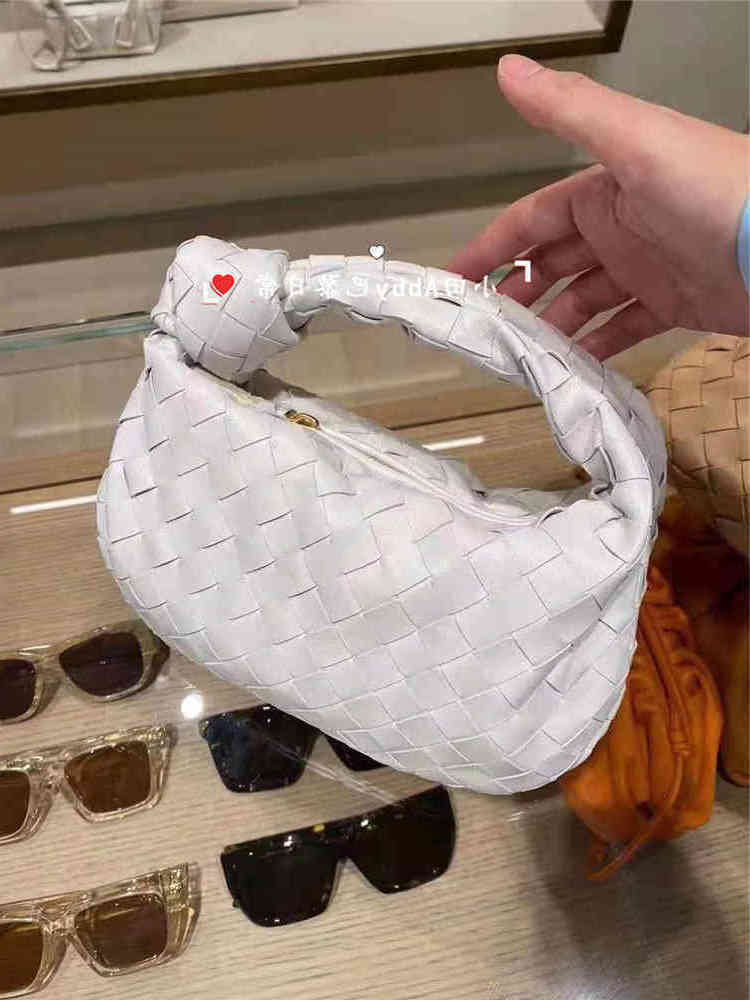 

Designer Handbags Bottegav Venetas Tea Milk Spot Woven Jodie Underarm Mini Knot Portable Women's Bag 2022 Color Baodie Home, Strange fruit green