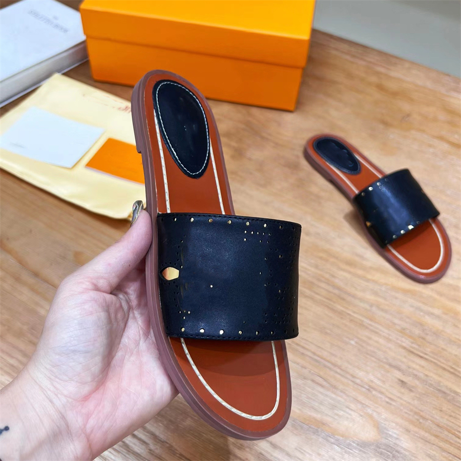 

High Quality Fashion Beach Shoes Summer Fashion Travel Platform Slippers Louiseity Women Leather Letter Sandals Luxury Designers viutonity GDSED