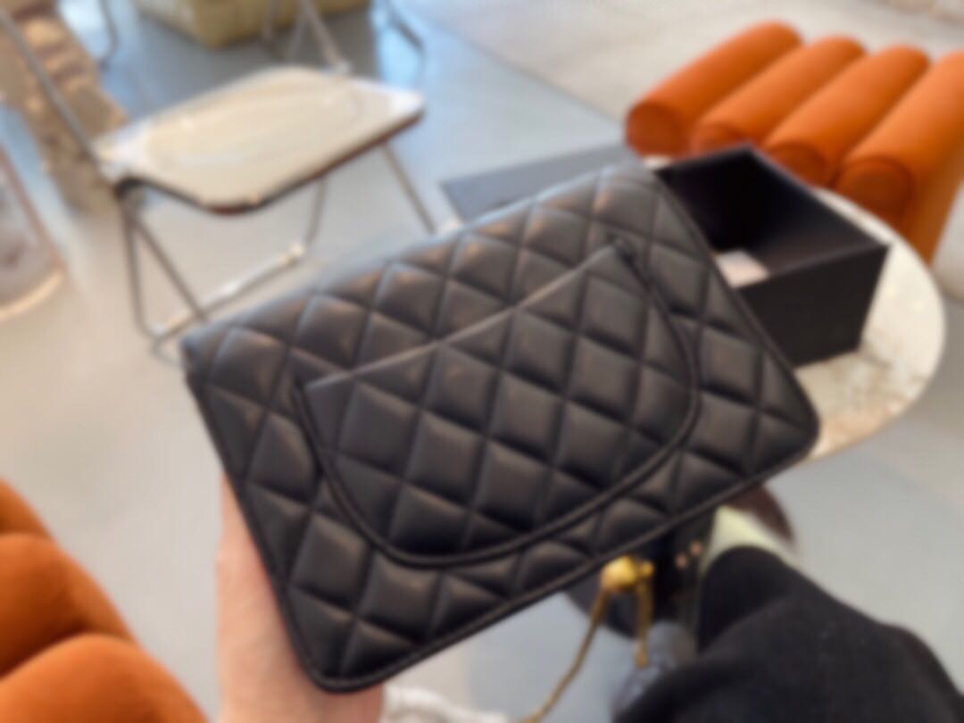

Fashion Bags classic Cross Body single shoulder multi-function collocation simple to use and temperament, Customize