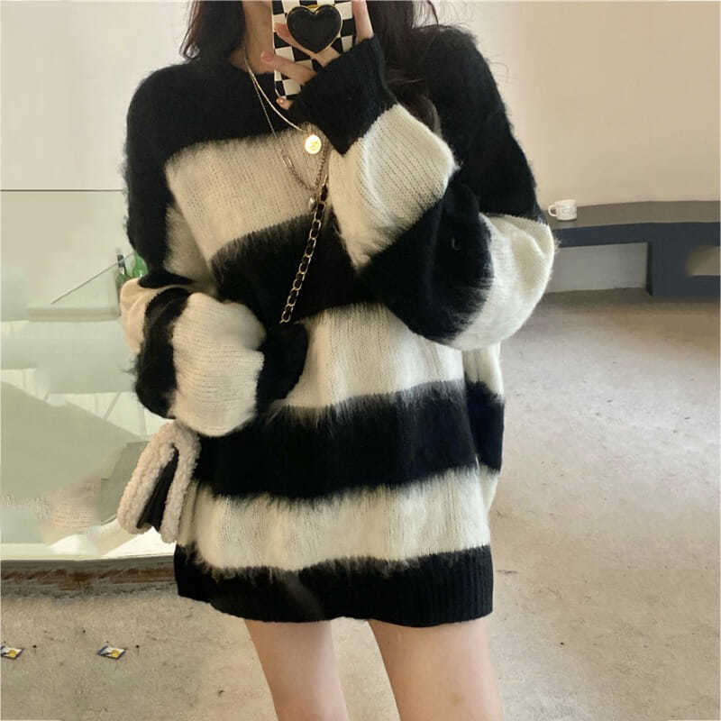 

Retro Korean loose striped color-blocking pullover sweater women fall/winter 2022 long-sleeved outer wear lazy knit sweater top, Violet