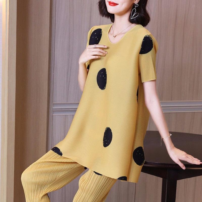 

Women's Blouses & Shirts Blouse Pleated Fashion Foreign Air Jacket Female 2022 Summer Wave Point Print Loose Cover Belly Big Size Casual Blo, Black