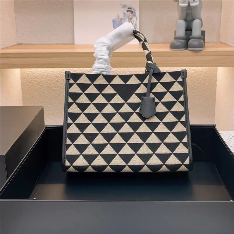 

Women Large Organ Tote Bag Fashion Luxury Designer Handbags Crossbody Shoulder Bag 2 Size Shopper Totes Canvas Purses Ladies Plaid Handbag, Box