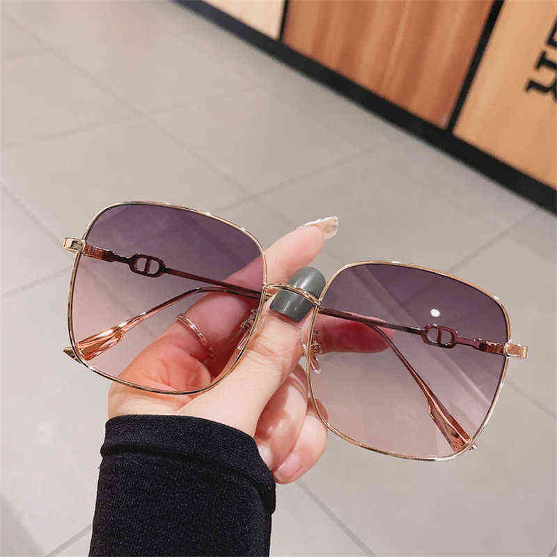 

Vintage Alloy Frame Big Square Sunglasses for Women Men Female Designer UV400 Eyeglasses Horsebit Leg Eyewear Glasses 2021 Trend Y220523