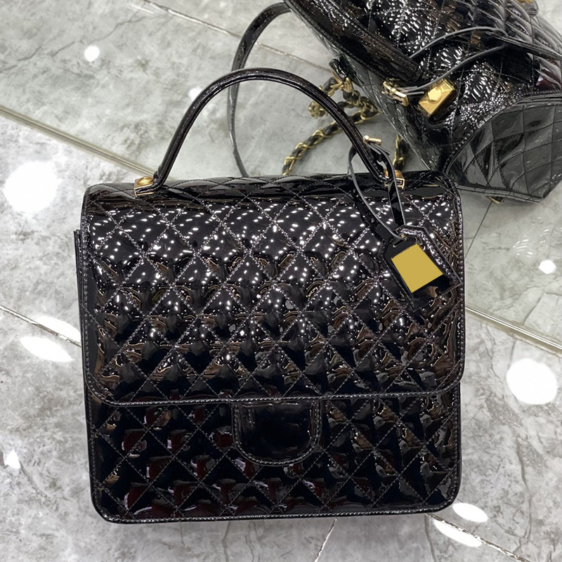 

2022 Womens Classic Flap Quilted Patent Leather Backpack Bags Top Handle Totes Gold Metal Hardware Large Capacity Luxury Designer Outdoor Sacoche Handbags 25*28CM, Black
