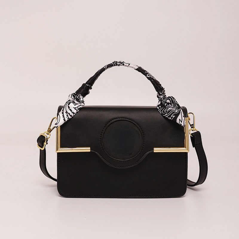 Hot Selling Designer Bags Trendy Fdi Handbags Vers Medusa ace Shoulder bag Fashion Small Women Messenger Bag Classic Double Ff Gold Plated Flap t