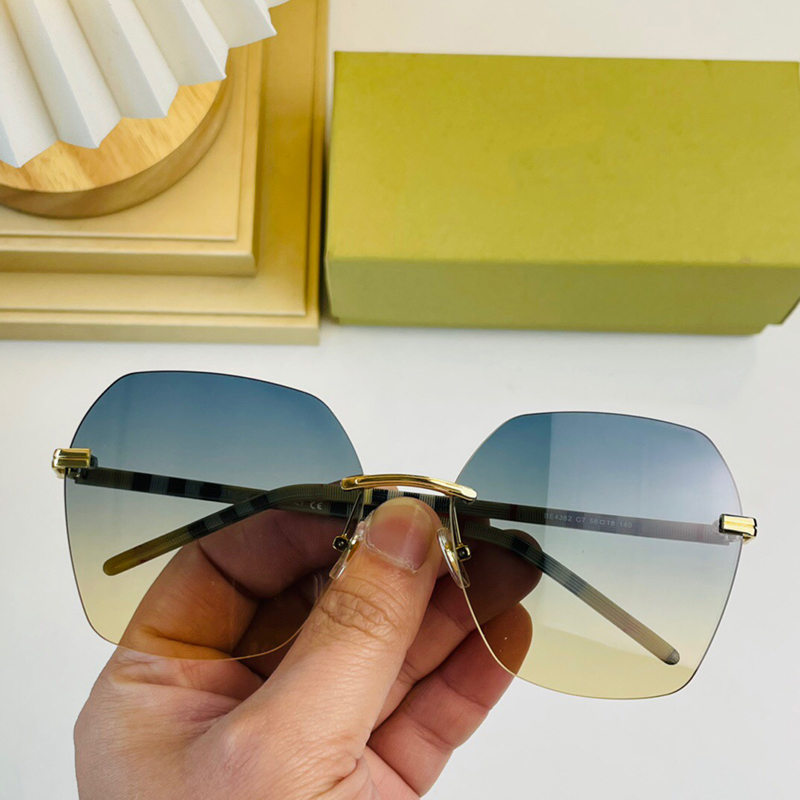 Top quality striped temples sunglasses men metal retro rimless 4362 womens square Sunglasses Stylish frames oversized frame sunglasses UV 400 lens w