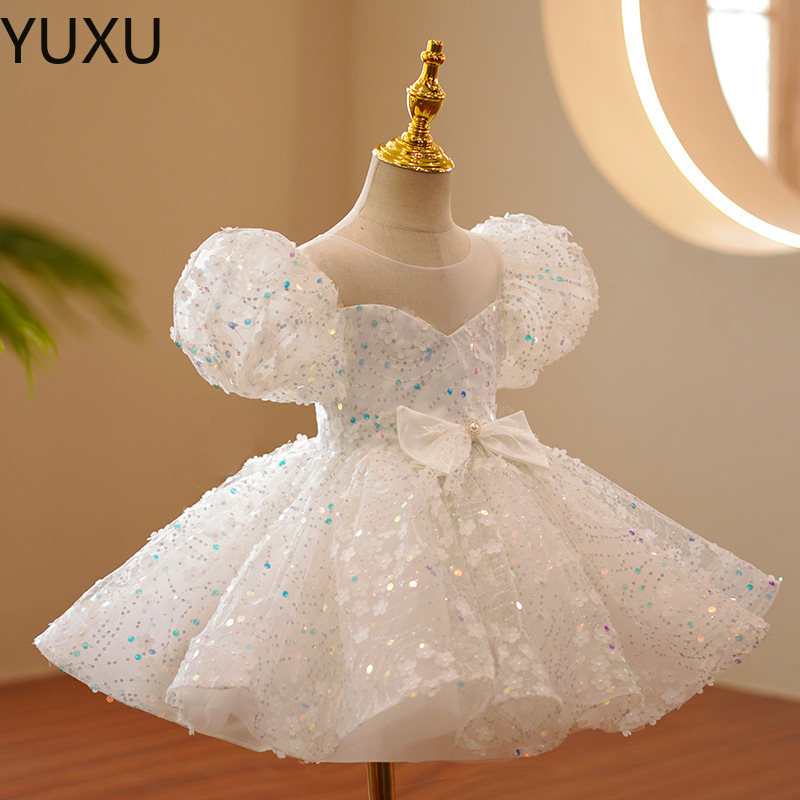 Mignon 2022 Satin Dentelle Applique Robe De Fille De Fleur Pour La Fête De Mariage Manches Longues Petits Enfants Filles Première Sainte Communio