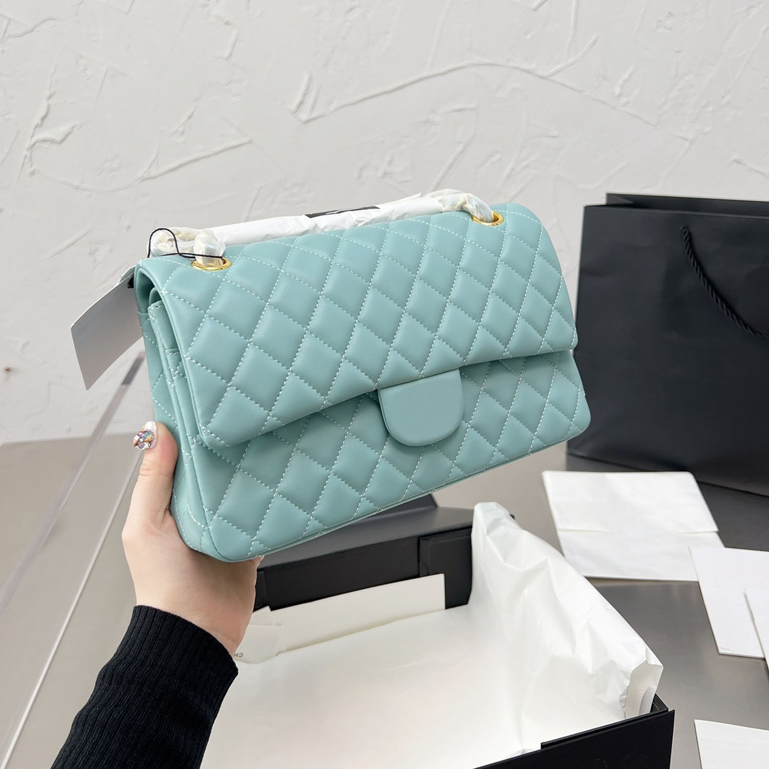 

2022 Classic Luxury Messenger Bags Fashion Ladies Must-have Diamond High-quality Leather Shoulder Bag 17 Colors Optional Size 25cm Wallet XB50029, With box