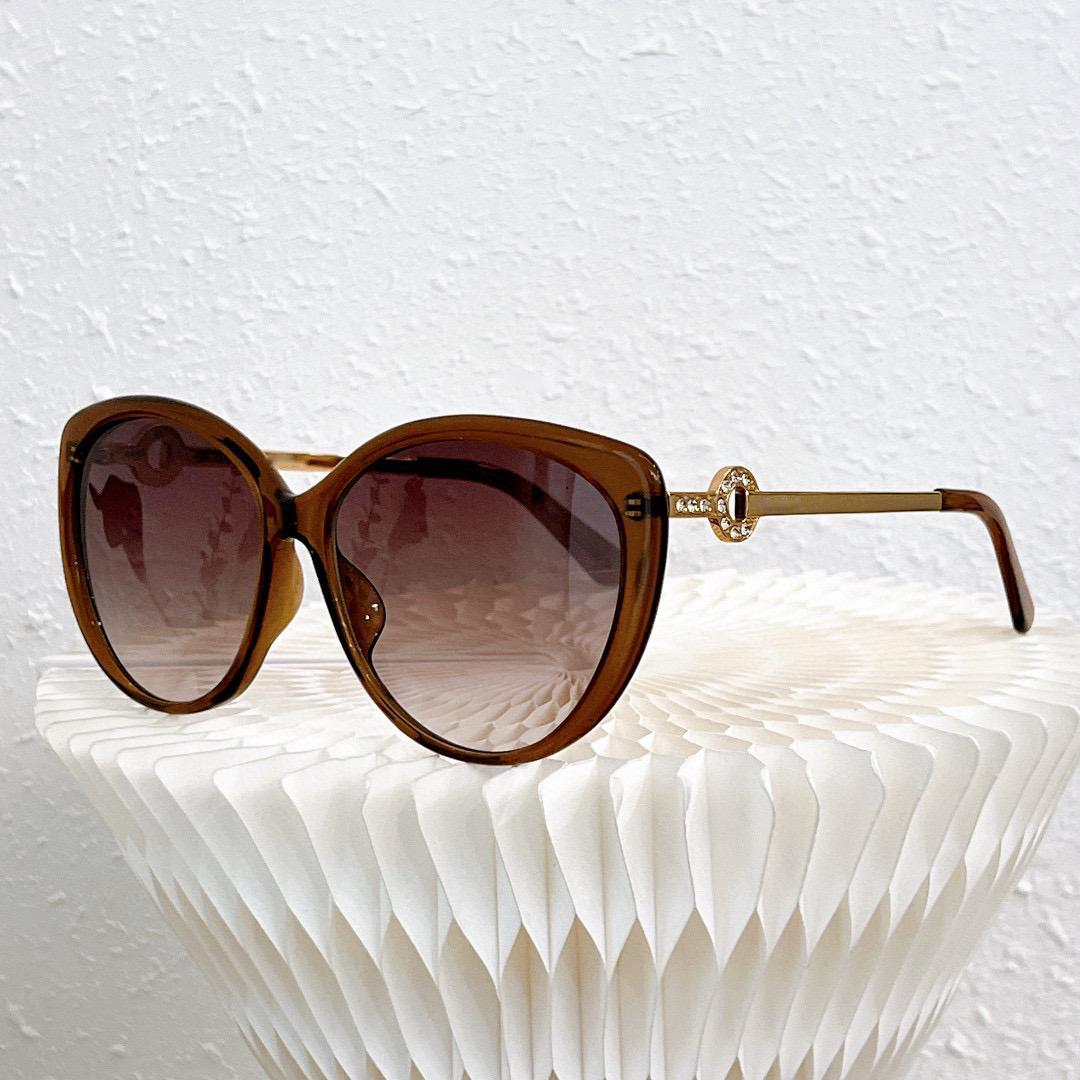 

Sunglasses For Women Men Summer 6237 Style Anti-Ultraviolet Retro Plate Square Full Frame Fashion Eyeglasses Random Box