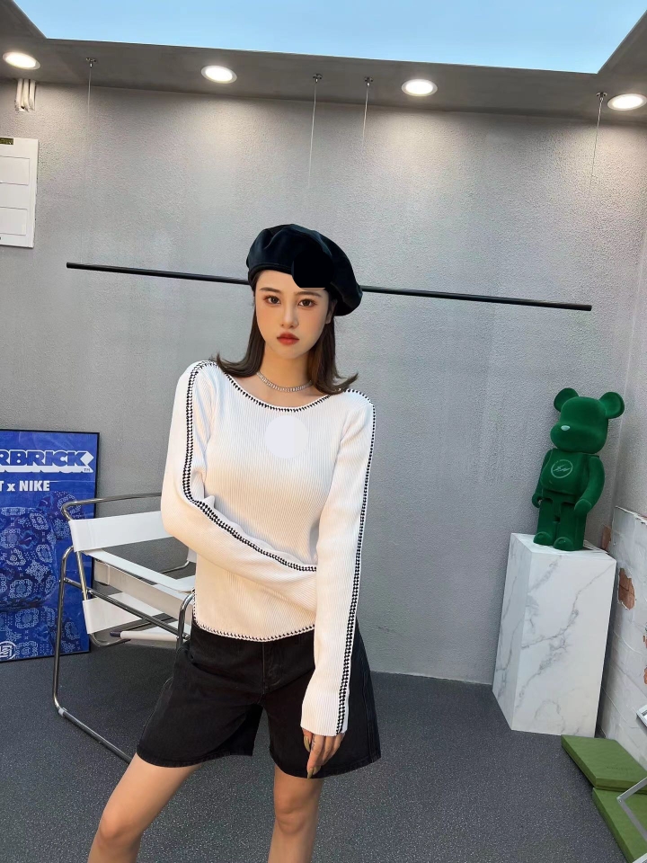 

21 2022 Milan Runway Spring Summer Brand Same Style Sweater Long Sleeve White Black Crew Neck Striped Pullover High Quality Womens qian