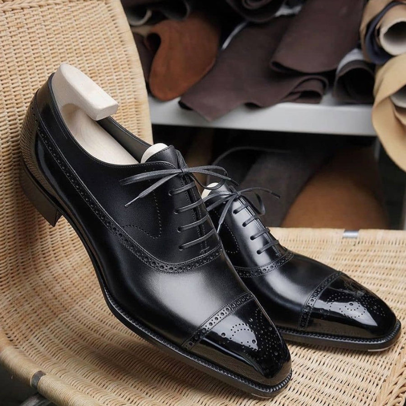 

Oxford Shoes Men PU Low Heel Solid Color Lace Up Round Head Hollow Out Professional Classic Comfortable Business Suit Shoes CP228, Clear