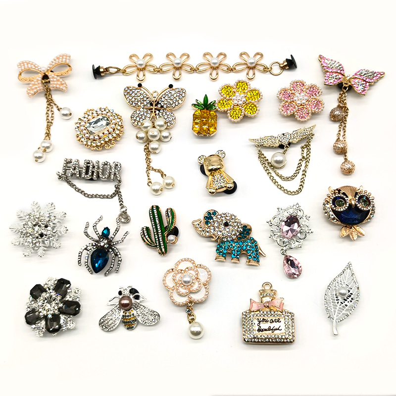 

NEW designer bling croc charms For Decorations Golden luxury metal Shoe Accessories Charms Buckles