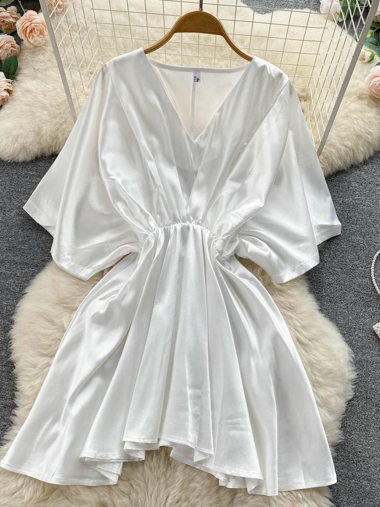 

Women's Blouses & Shirts Summer Dress Mature Style Female Temperament V-neck Scheming Folds Waist Slimming Design Irregular Satin Top Blouse, Black