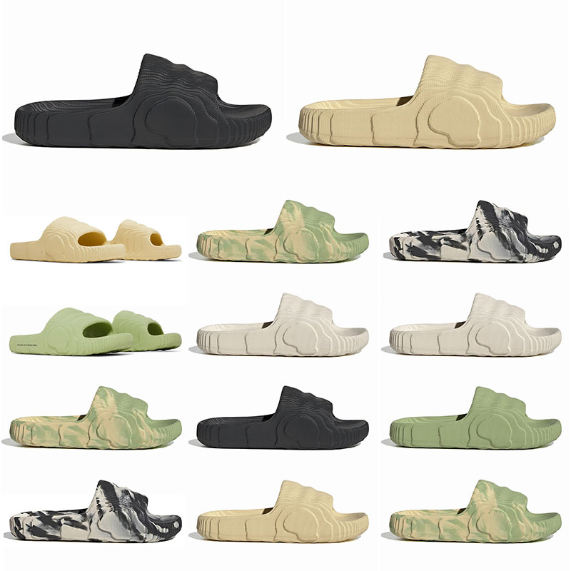 2022 Adilette 22 Hommes Femmes Designer Pantoufles Diapositives Sandales Mode Magique Lime St Désert Sable Noir Gris Pantoufle Slide Sandale Éraf