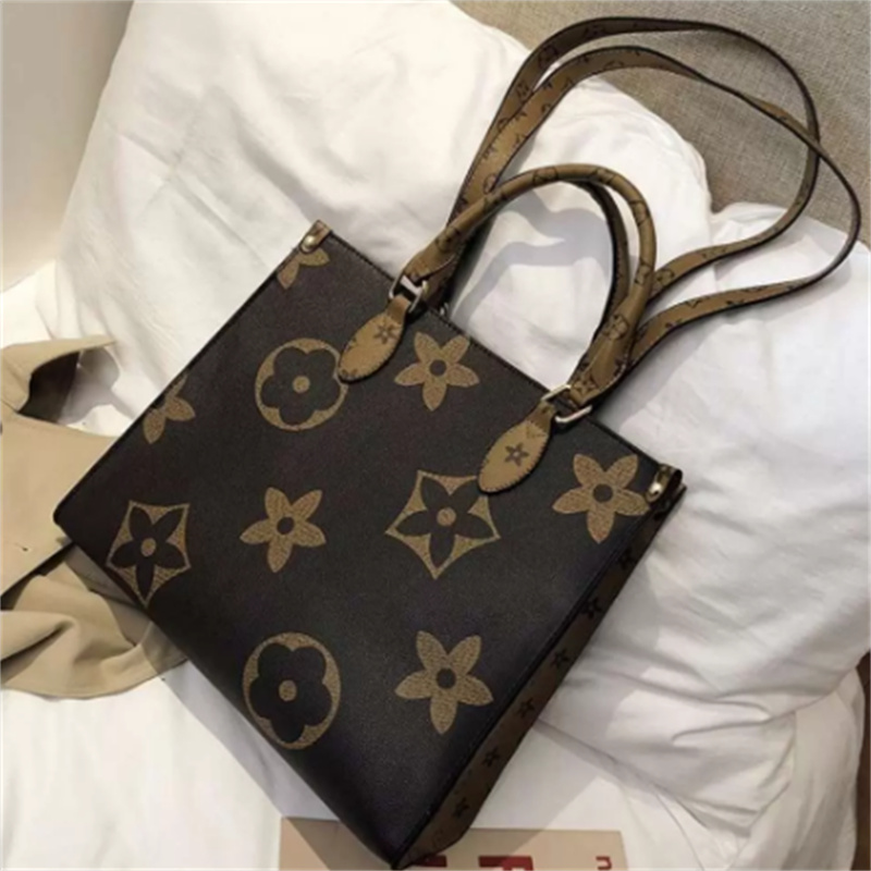 

Luxury Designer Bags Leather Chain Crossbody For Women Handbags Shoulder Bags Messenger Female Za Clutch AAAAA, Blue