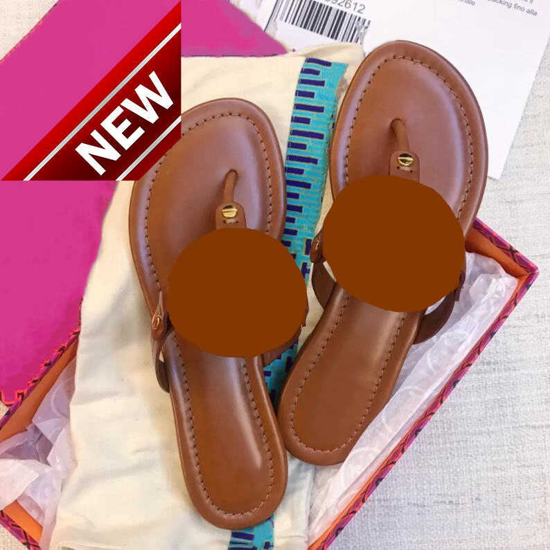

2022 Women Sandals Rivet Bow Knot Flat Slippers Sandal Studded Girl Shoes New Arrivel Jelly Platform Slides Lady Flip Flops with Box 35-43, Light gray
