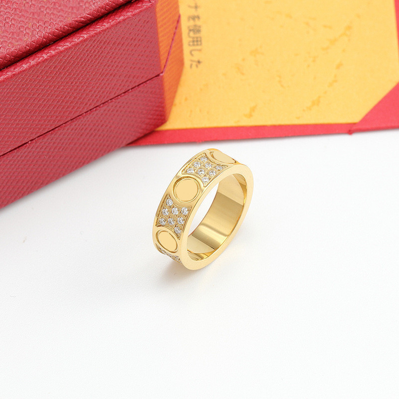 Love Rings of Women Designer Couple Ring Jewelry Band Stainless Steel With Full Diamonds Casual Fashion Street Classic Silver Gold Rose gold Opti-image-790888479