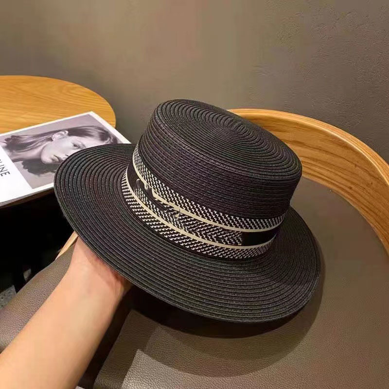 

2022Designer Nylon Bucket Hat For Men and Women Fashion Ladies Mens Autumn Summer Triangle Metal Sun Hats New Spring Fisherman Caps Drop ship