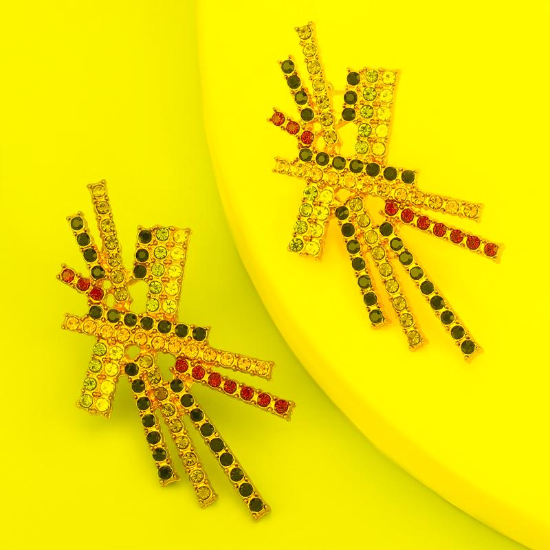 

Dangle & Chandelier Pauli Manfi 2022 Fashion Creative Metal Rhinestone Geometric Earrings Women's Exaggerated Jewelry AccessoriesDangle