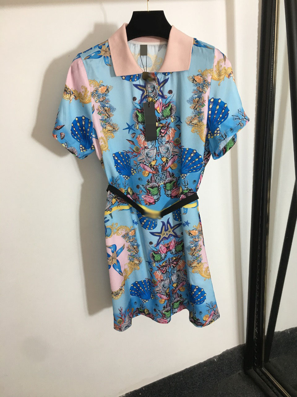 

420 2021 Runway Dress Spring Summer Dress Brand Same Style Empire Beads Sleeveless Square Neck Womens Dress Fashion High Quality SH, As the picture