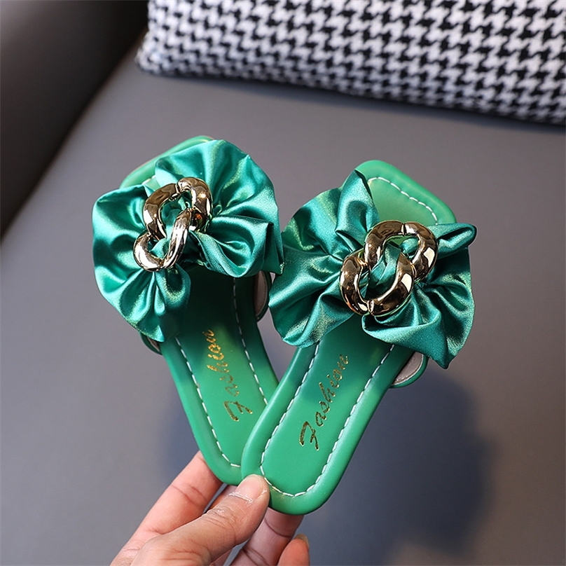 

Girls Satin Bow Versatile Slippers Summer Green Simple Korean Kids Fashion Flatbottomed Flipflops Beach Shoes 220617