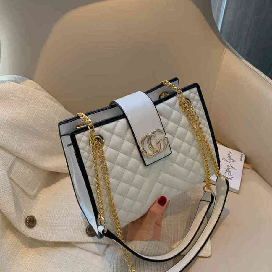 69% de r←duction sur les nouveaux sacs de luxe de concepteur Nouveau r←seau de diamant f←minin Cha○ne de filetage brod←e Diagonale Cross Tote Lad