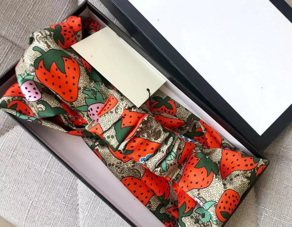 

Designer Silk Elastic Women Headbands Fashion Girls Strawberry Hair bands Scarf Headwrap Hair Accessories Gifts Dropship
