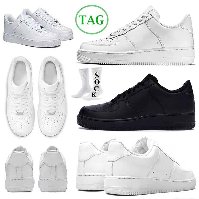 

classic causal mens womens shoes designer sneakers triple white black walking jogging men outdoor trainers, 36-45 triple black low