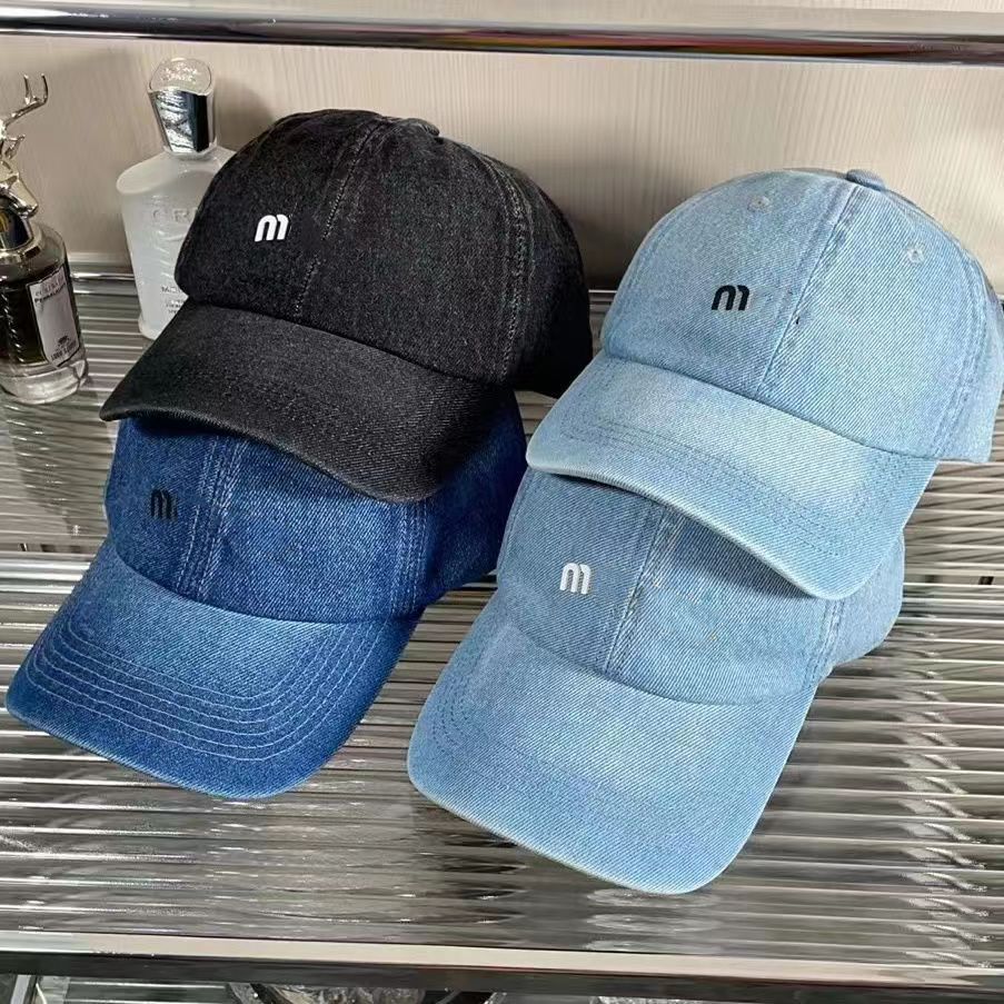 

Mens Women Caps Wool Outwears Street Hats Sport Style With Letters Budge Embroidery Adjust Baseball Unisex Cap 5 Options, Red