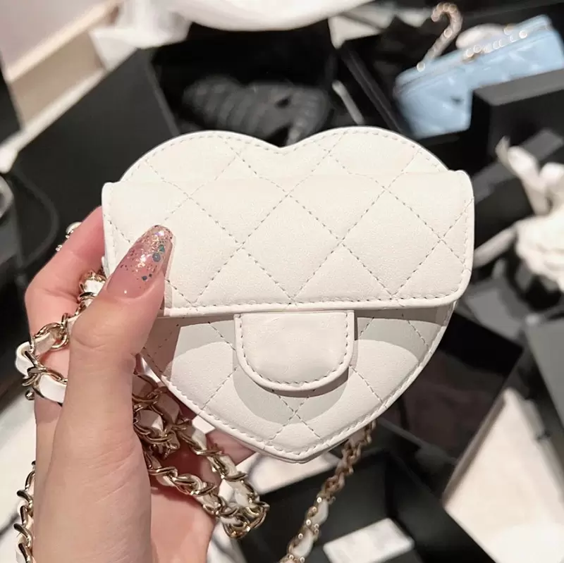 

2022W France Womens 20P Waist Bust Mini Vanity Bag Gold Metal Hardware Matelasse Chain Crossbody Shoulder Designer Tiny Outdoor Sacoche Cosm