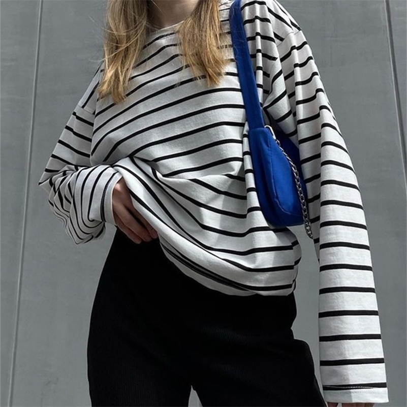 

WOTWOY Casual Striped Oversized T Shirt Women Autumn Soft Cotton Tee Shirt Female Long sleeved Basic Loose Knitted Tops 220728, 22099-blue-striped