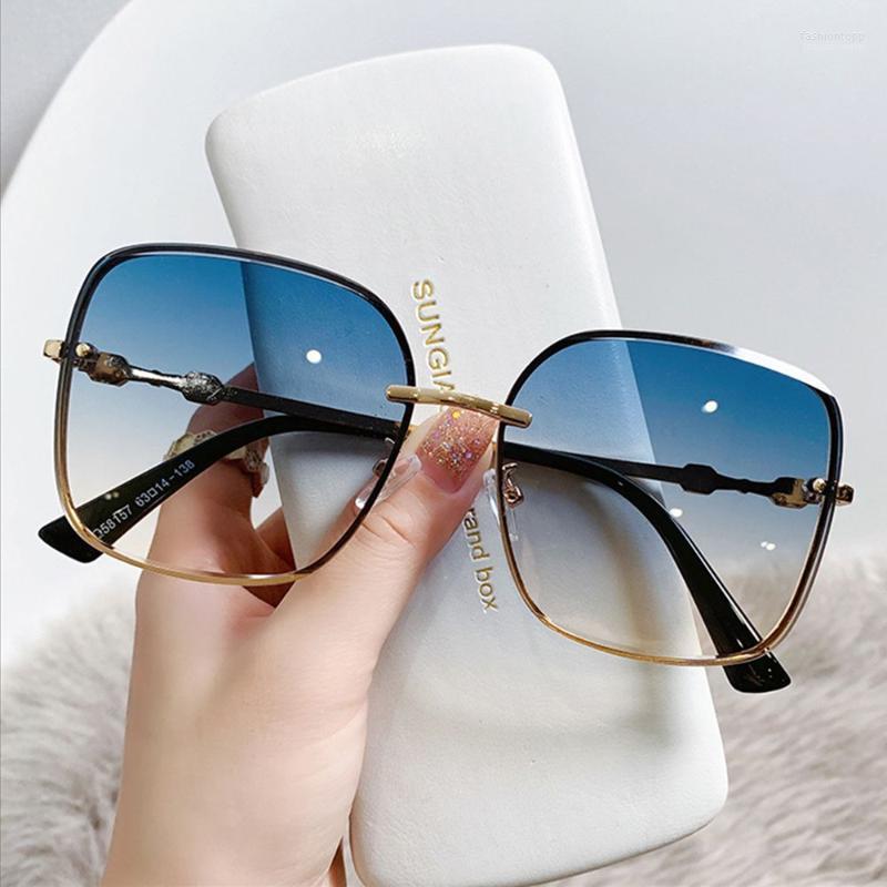 

Sunglasses Women Vintage Outdoor UV400 Metal Shades Brown Square Sun GlassesSunglasses