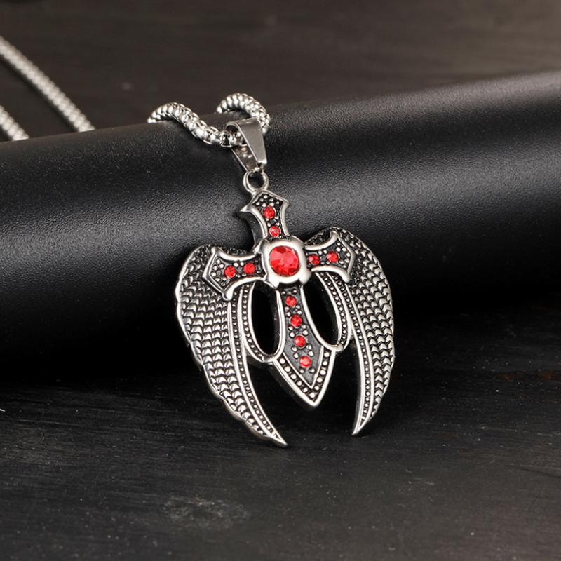 

Pendant Necklaces Men's Vintage Punk High Quality Metal Cross Wing Necklace Classic Colorful Zircon Inlaid Gothic Style Party JewelryPen