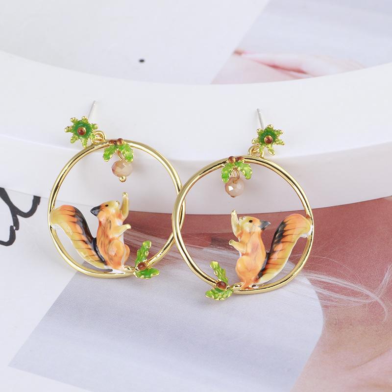 

Dangle & Chandelier Cute Animal Squirrel Pedant Earrings For Girls Trendy Hand-painting Enamel Funny Delicate Women Gift Drop ChandelierDang